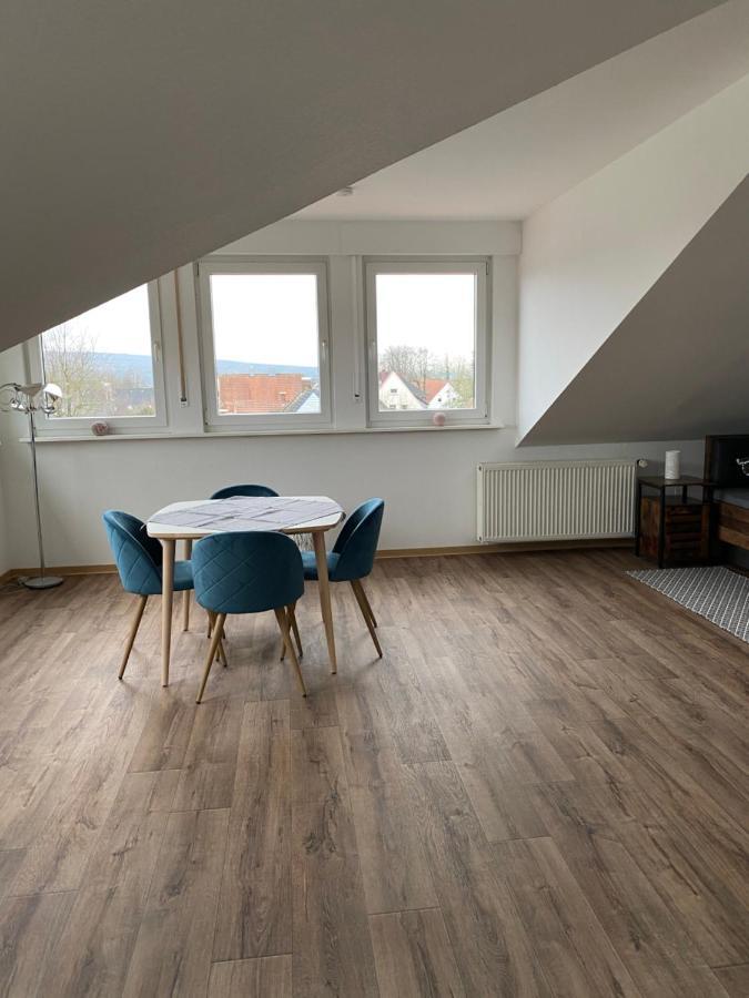 Appartement 7 In *